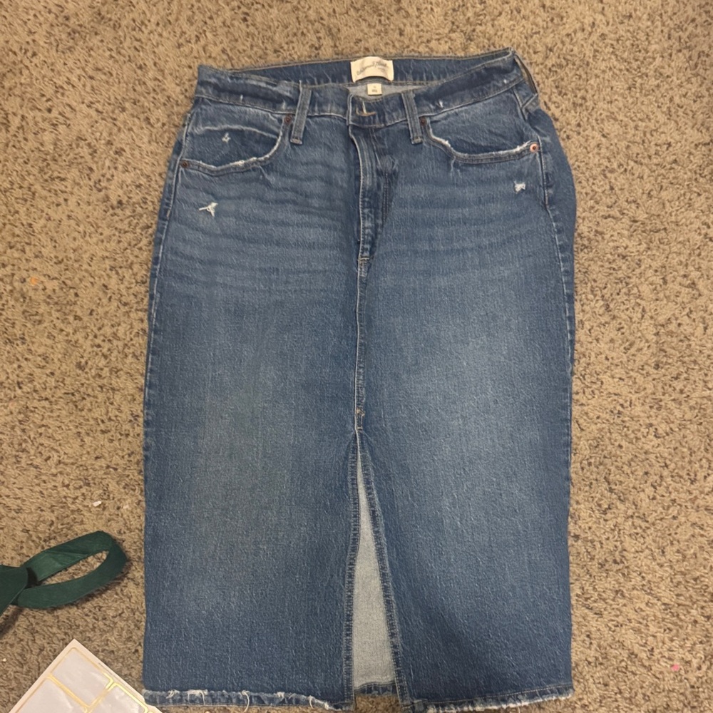 Universal Thread Women's Blue Denim Skirt